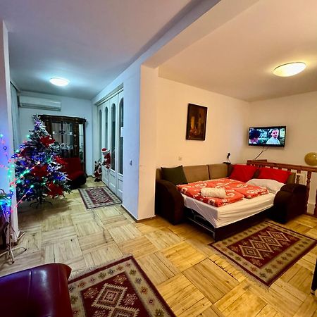 דירות טביליסי Lika'S Hause מראה חיצוני תמונה