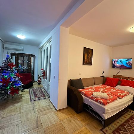דירות טביליסי Lika'S Hause מראה חיצוני תמונה