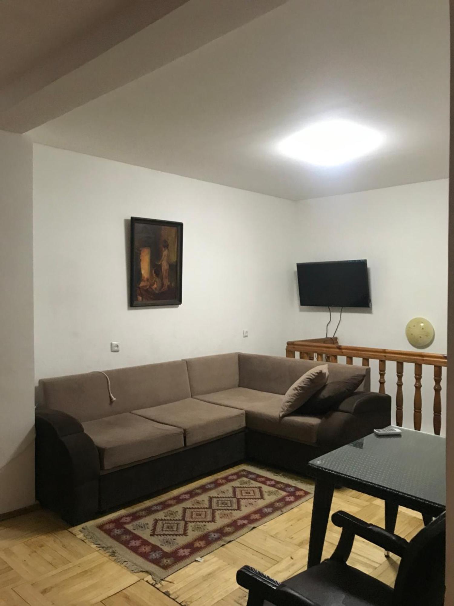 דירות טביליסי Lika'S Hause מראה חיצוני תמונה